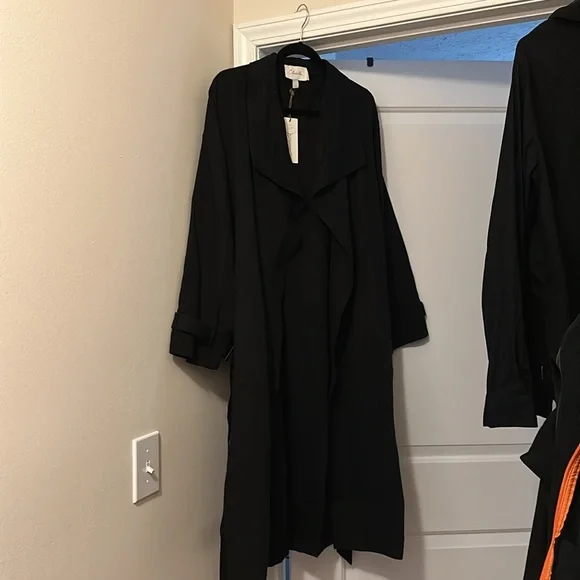 Cleobella Black Coat Lightweight Size L/XL Organic Cotton Jacket NWT - Picture 2 of 7